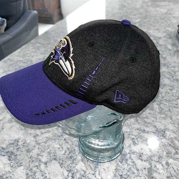 NFL New Era 9Forty Baltimore Ravens Velcro Back Adjustable Baseball Hat - Picture 2 of 5